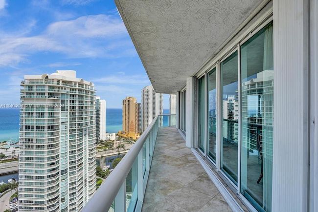 2651 - 16500 Collins Ave, Condo with 3 bedrooms, 3 bathrooms and null parking in Sunny Isles Beach FL | Image 37