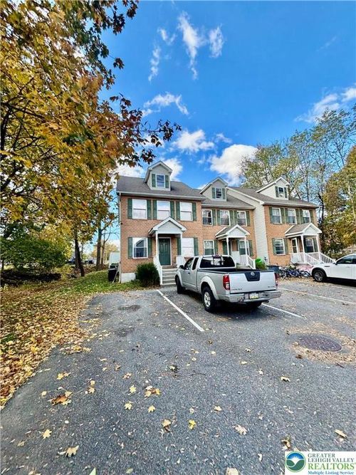 unit-a-138 Chestnut St, Roseto, PA, 18013-1386 | Card Image