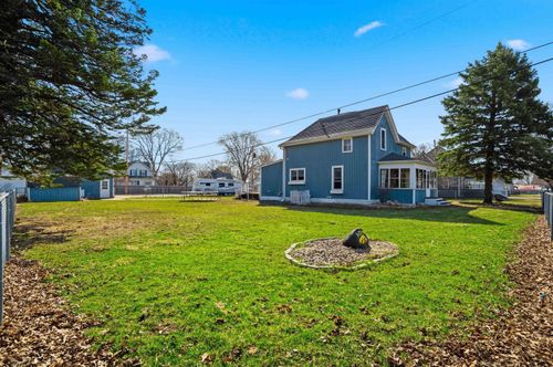 326 2nd St, Dike, IA, 50624-7714 | Card Image