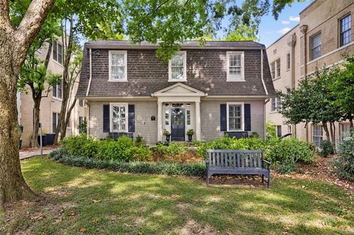 2218 Peachtree Rd Nw, Atlanta, GA, 30309-1102 | Card Image