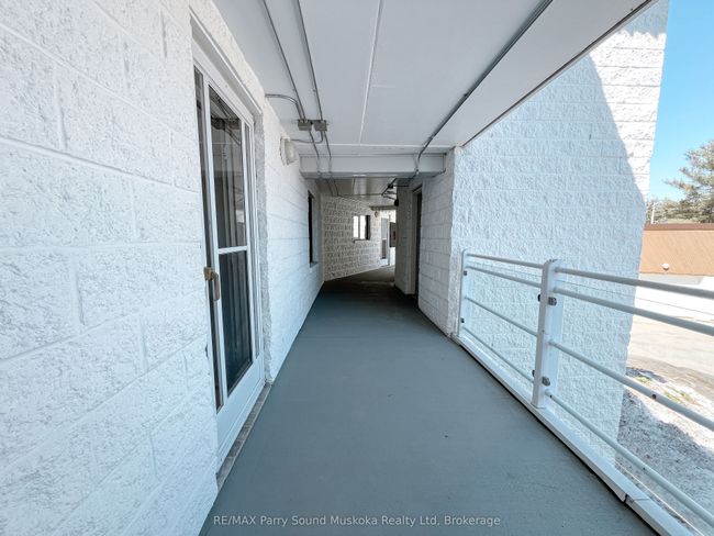 2C - 20 Ryder Dr, Condo with 2 bedrooms, 2 bathrooms and 1 parking in McDougall ON | Image 40