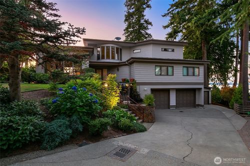 9231 Olympic View Dr, Edmonds, WA, 98020-2396 | Card Image