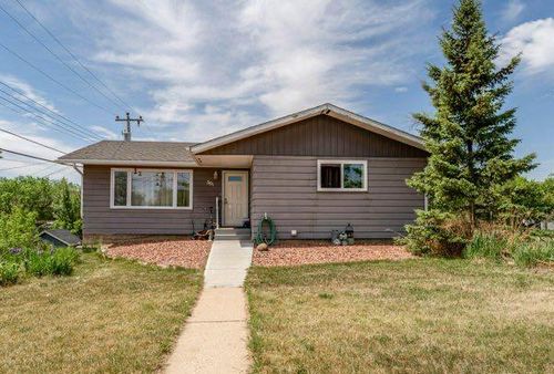 301 16 St Nw, Drumheller, AB, T0J0Y1 | Card Image