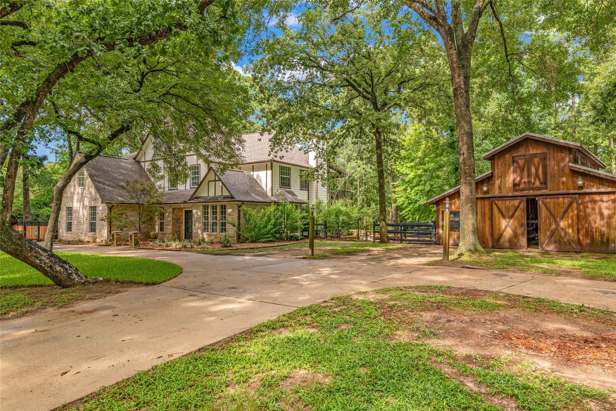 Residential in Magnolia 4