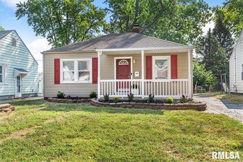 2832 S 3rd St, Springfield, IL, 62703-4044 | Card Image