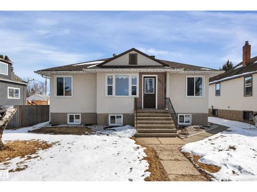 5023 49 St, Calmar, AB, T0C0V0 | Card Image