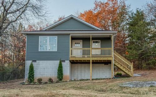 1104 15th St, Altavista, VA, 24517-1351 | Card Image