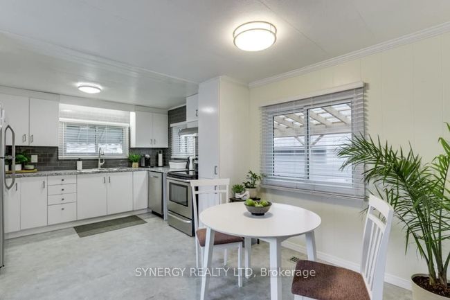 6 Stewart St, House other with 2 bedrooms, 1 bathrooms and 3 parking in Strathroy ON | Image 10