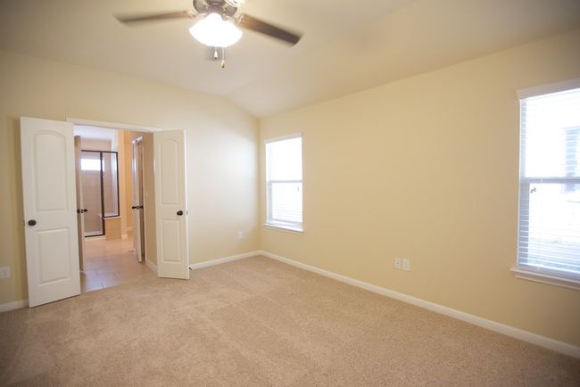 621 Joppa Rd, House other with 3 bedrooms, 2 bathrooms and 2 parking in Leander TX | Image 9