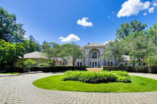 148 N Ahwahnee Rd, Lake Forest, IL, 60045-2009 | Card Image