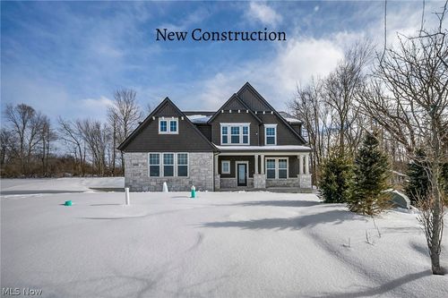 6099 Upland Ridge Dr, Medina, OH, 44256-6141 | Card Image