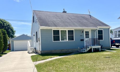 2415 16th Street, Two Rivers, WI, 54241 | Card Image