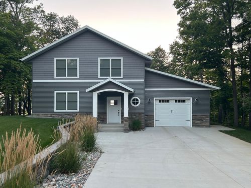 44555 Crystal Hills Way, Pelican Rapids, MN, 56572-7528 | Card Image