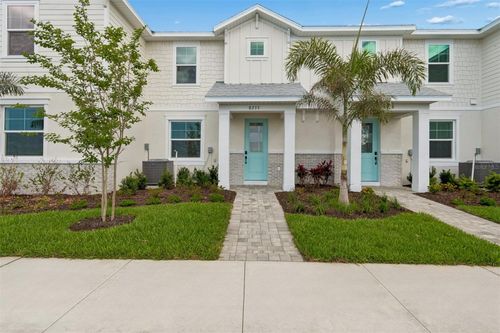 8233 Seaflower Parkway, BRADENTON, FL, 34210 | Card Image