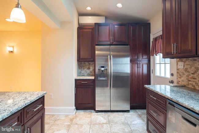 110 Roxborough Ave, Townhouse with 3 bedrooms, 2 bathrooms and null parking in PHILADELPHIA PA | Image 8