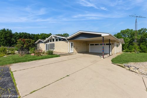 14810 W Hickory Rd, Zion, IL, 60099-9555 | Card Image