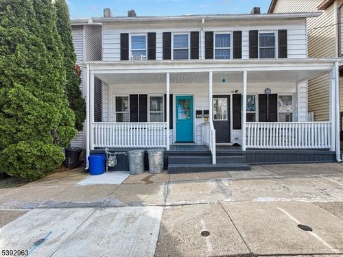 302 Chambers St, Phillipsburg, NJ, 08865-2916 | Card Image