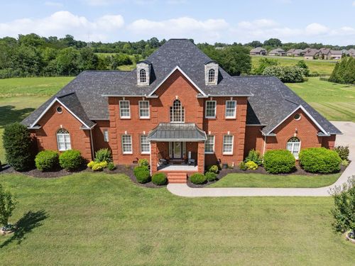 815 Stonebrook Dr, Lebanon, TN, 37087-6553 | Card Image