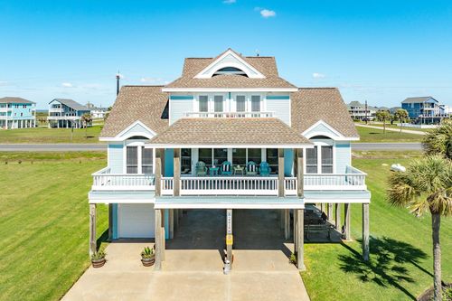 18810 W De Vaca Ln, Galveston, TX, 77554-1131 | Card Image
