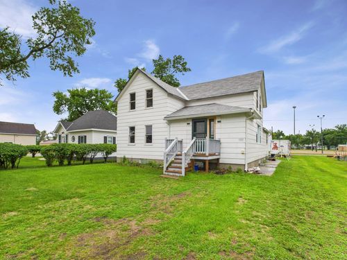 131 Western Ave S, Brooten, MN, 56316-4649 | Card Image