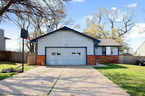 103 W Rockwood Blvd, Mulvane, KS, 67110-1039 | Card Image