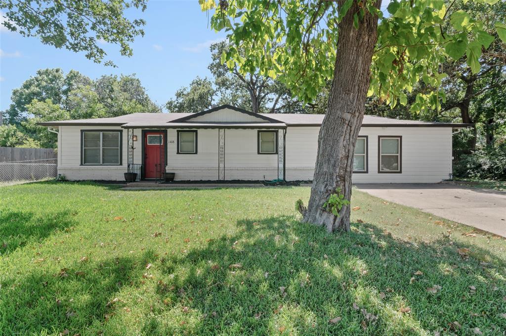 Nelson Ter, Arlington, TX 76011