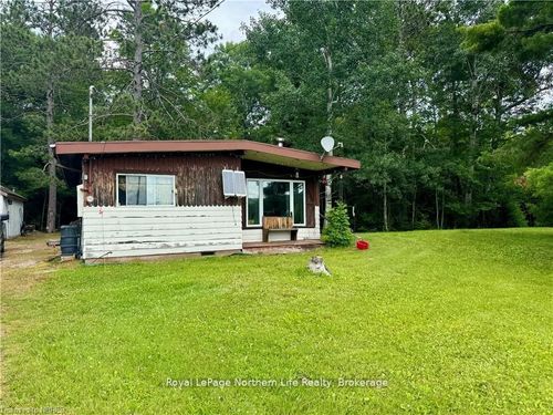304 Lake Nipissing Rd, Nipissing, ON, P0H1W0 | Card Image