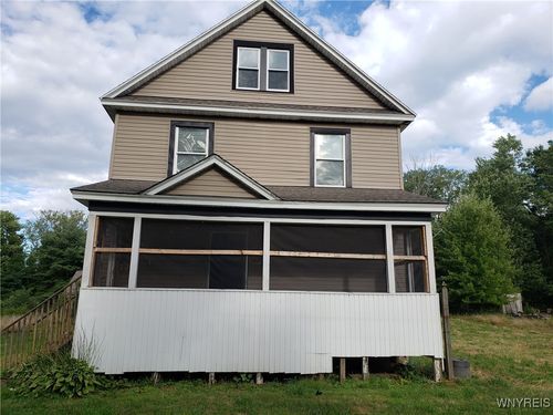 3845 N Hartland St, Middleport, NY, 14105-9703 | Card Image