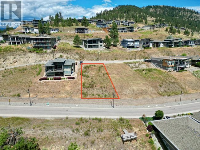 8836 Oxford Rd, Home with 0 bedrooms, 0 bathrooms and null parking in Vernon BC | Image 2
