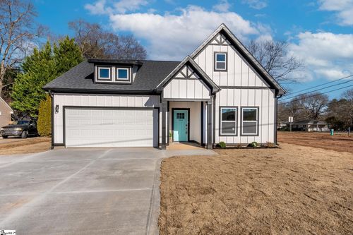 104 Garrett St, Fountain Inn, SC, 29644-1708 | Card Image