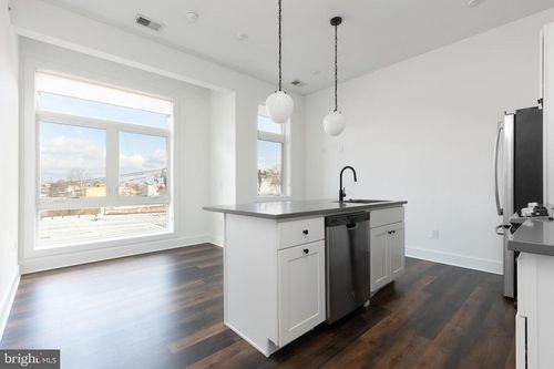 apt-304-2940 W Thompson St, PHILADELPHIA, PA, 19121-5054 | Card Image