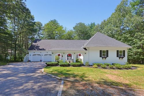 650 Crane Ave S, Taunton, MA, 02780-7800 | Card Image