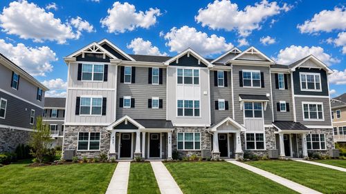 435 Lakeshore Ct, St. Charles, IL, 60174-2679 | Card Image