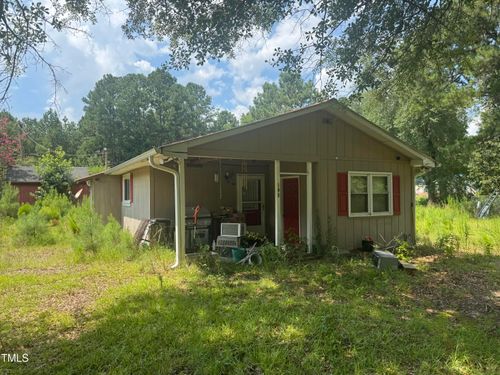 198 Morris Dr, Spring Lake, NC, 28390-8012 | Card Image