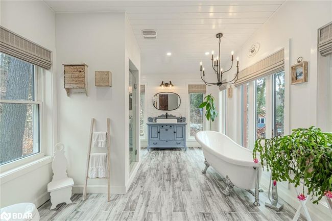 1026 Lancer Lane, House other with 2 bedrooms, 2 bathrooms and 10 parking in Haliburton ON | Image 12