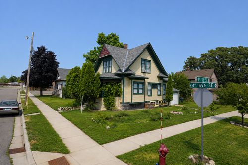 30 4th Ave Se, Saint Cloud, MN, 56304-0720 | Card Image