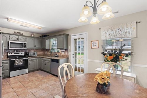 792 Colony Cir, Fort Oglethorpe, GA, 30742-3978 | Card Image