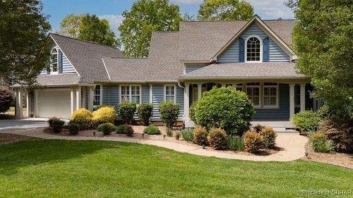 712 Middle Gate, Irvington, VA, 22480-2418 | Card Image