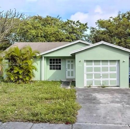 1570 Nw 7th Ln, Pompano Beach, FL, 33060-5360 | Card Image