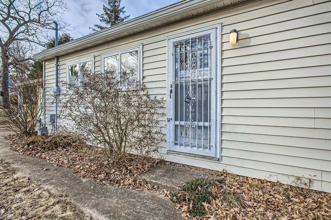 405 Warner Ave S, House other with 3 bedrooms, 1 bathrooms and null parking in Willernie MN | Image 4