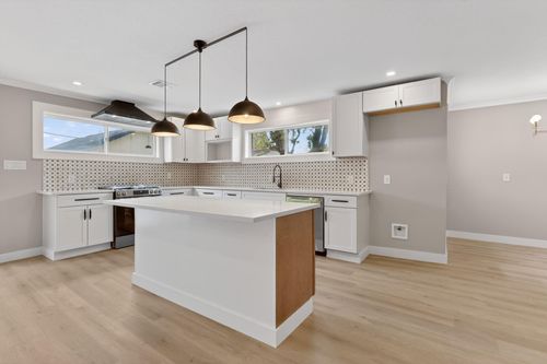 230 Pennsylvania St, Houston, TX, 77029-4830 | Card Image