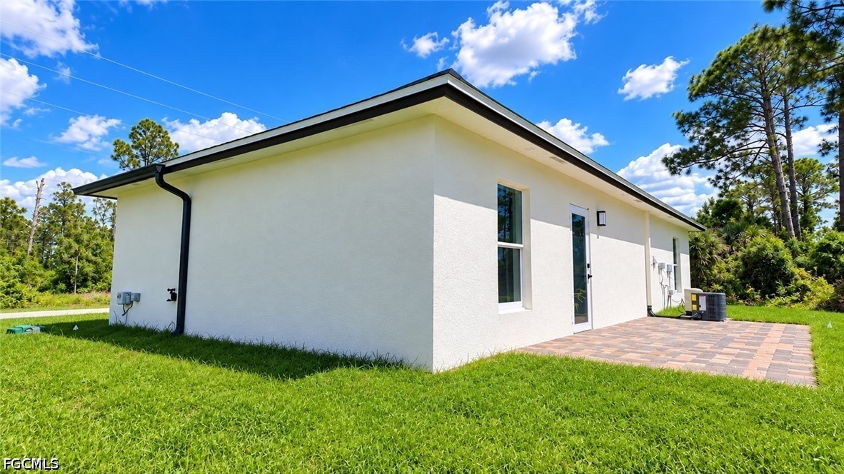 Residential Lease in Lehigh Acres 4
