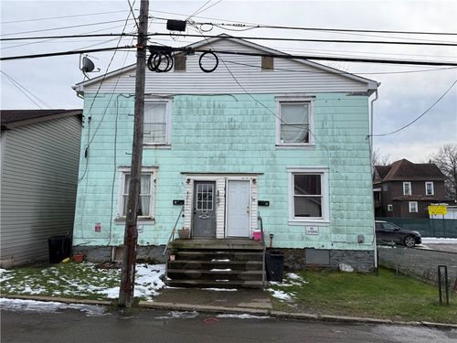 320 W Birch St, Butler, PA, 16001-6920 | Card Image