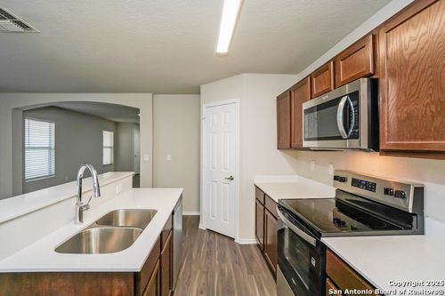 5903 Camier Cv, San Antonio, TX, 78218-4465 | Card Image