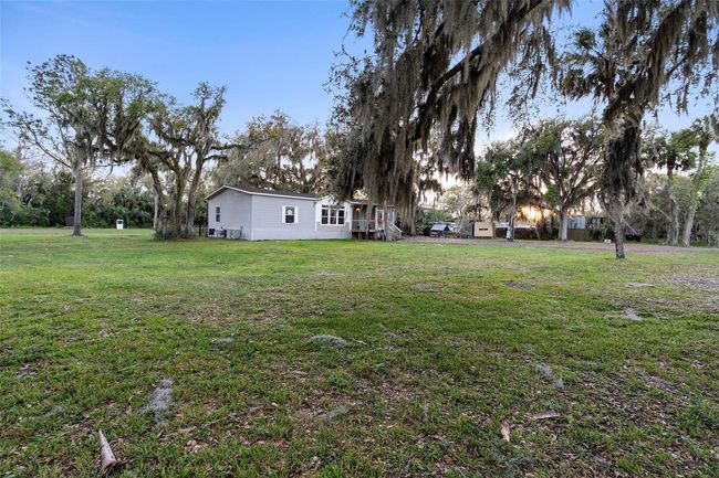 3863 E State Road 46, House other with 3 bedrooms, 2 bathrooms and null parking in GENEVA FL | Image 27