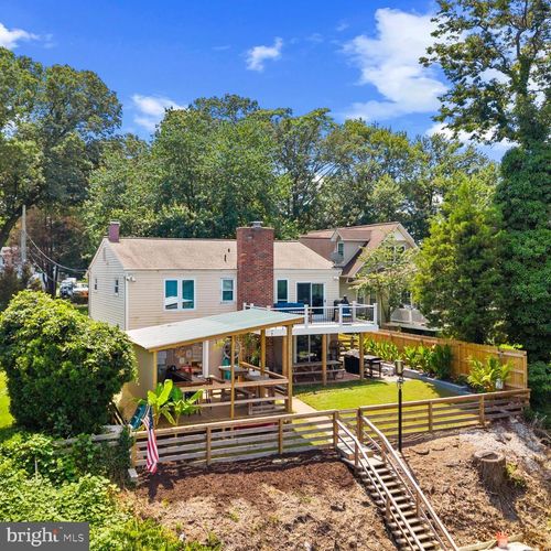 7580 Beach Dr, Pasadena, MD, 21122-2508 | Card Image