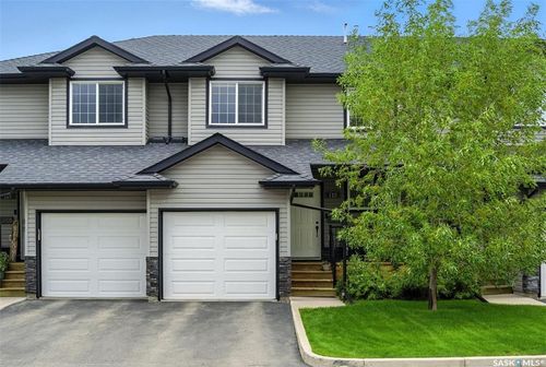 118-901 4th St S, Martensville, SK, S0K2T1 | Card Image