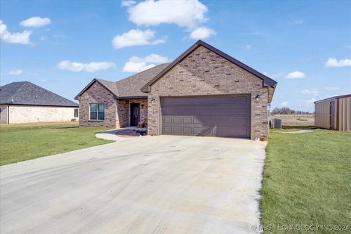 272 Peach Tree Road, Calera, OK, 74701 | Card Image