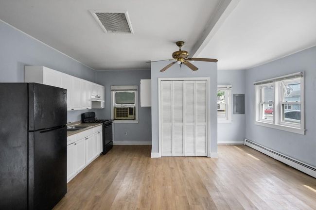 Kitchen | Image 4