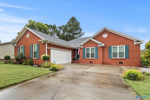 725 Mountain Gap Rd Se, Huntsville, AL, 35803-1635 | Card Image